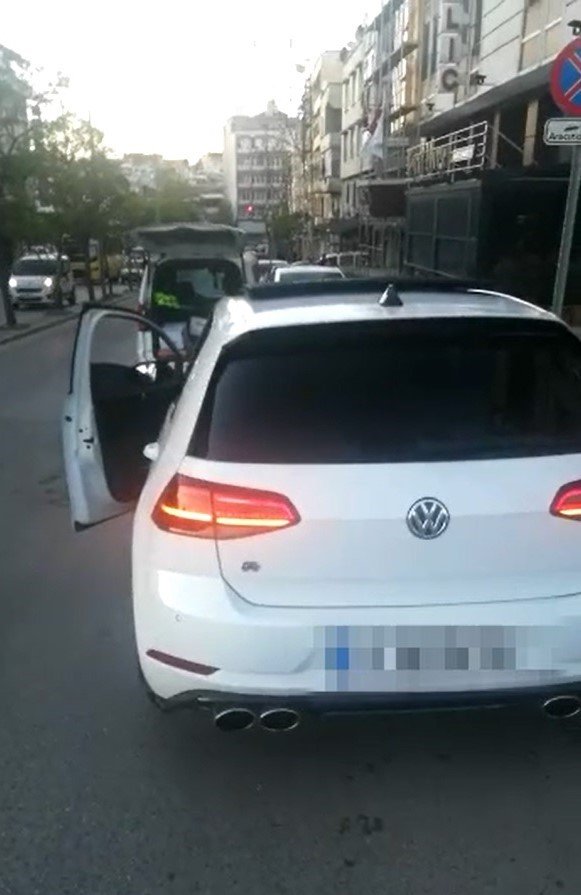 Gaziantep’te abart egzoz kullanan 2 araç sürücüsüne ceza