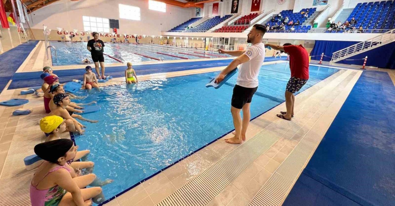 Aydın’da yüzme bilmeyen kalmıyor
