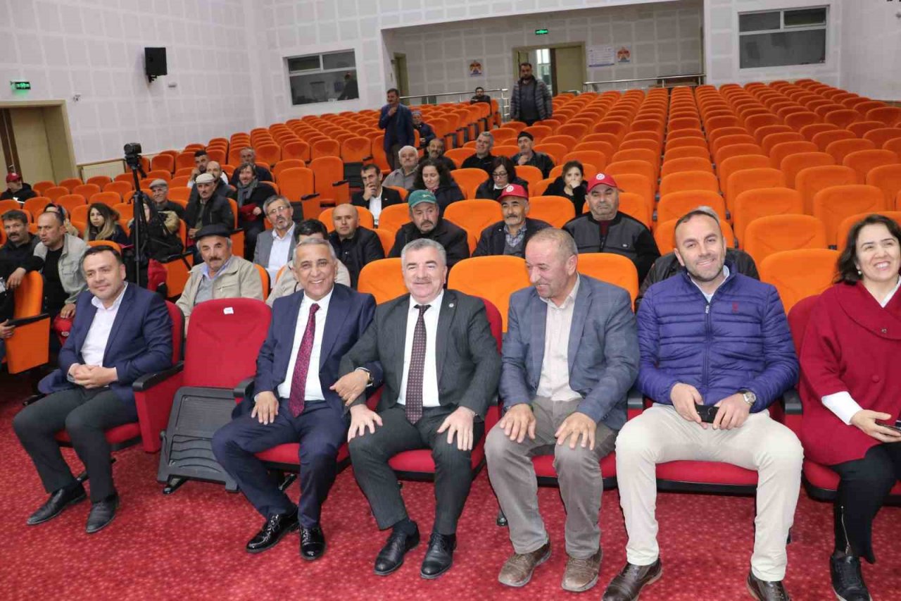 Üreticiye yağlık ayçiçeği tohumu desteği