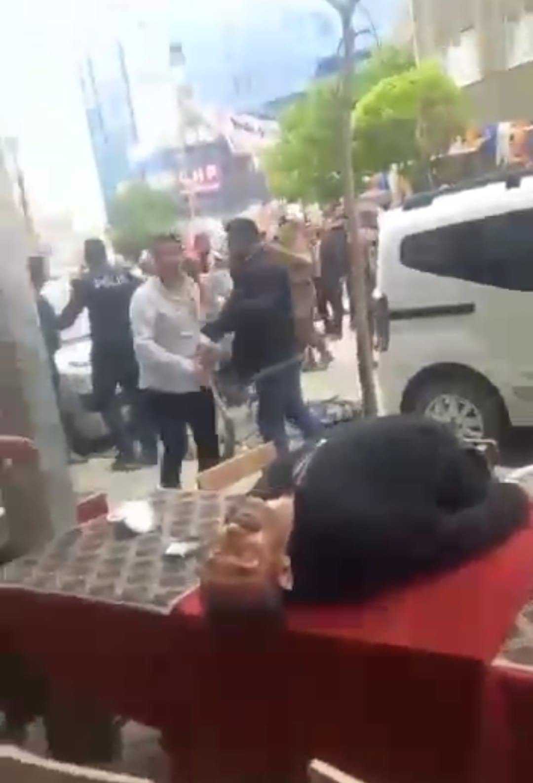 Iğdır’da iki grup arasında çıkan kavganın görüntüleri ortaya çıktı