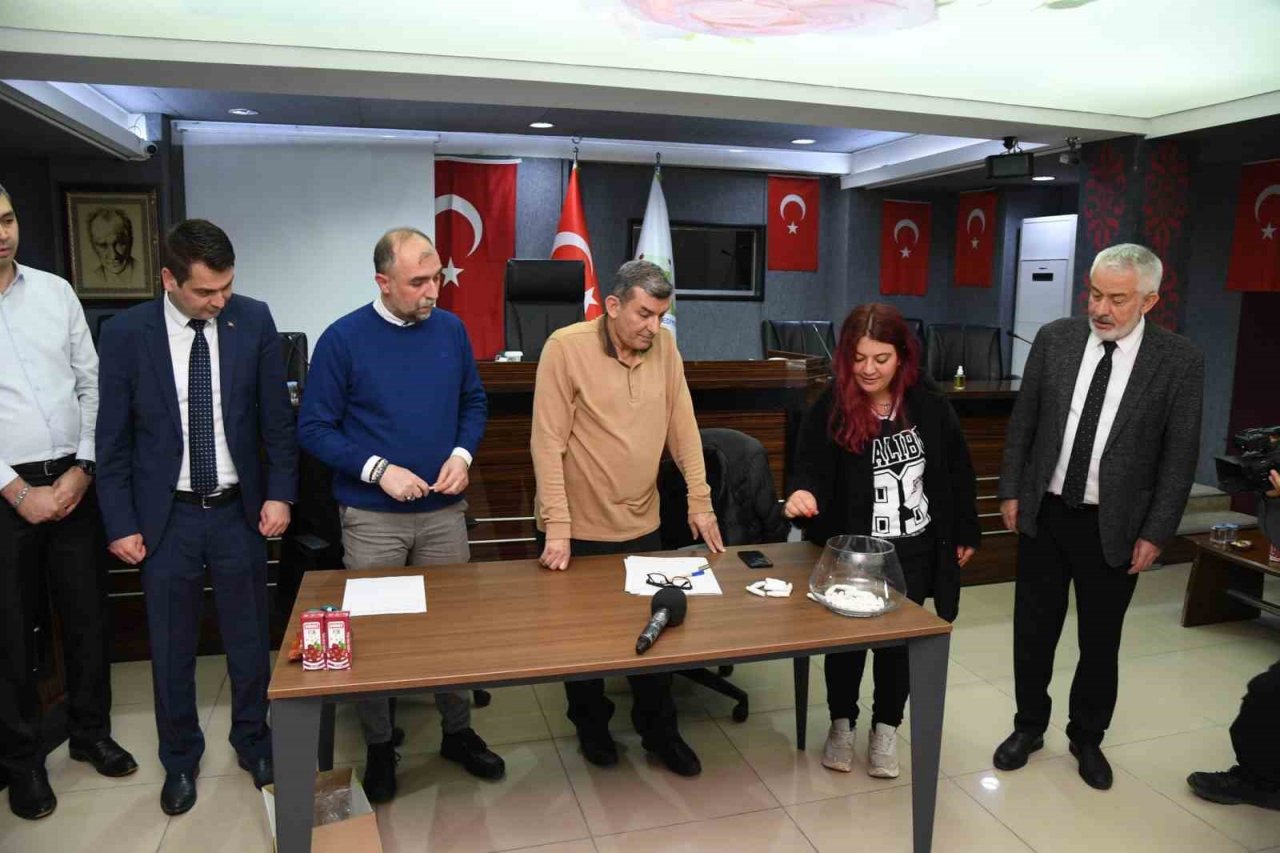 Isparta Belediyesi’ne 4 engelli personel alımıyla ilgili kura çekimi yapıldı