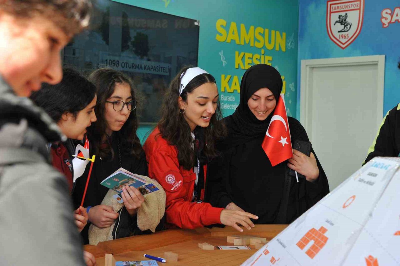 TEKNOFEST 2023’te Samsun standına yoğun ilgi