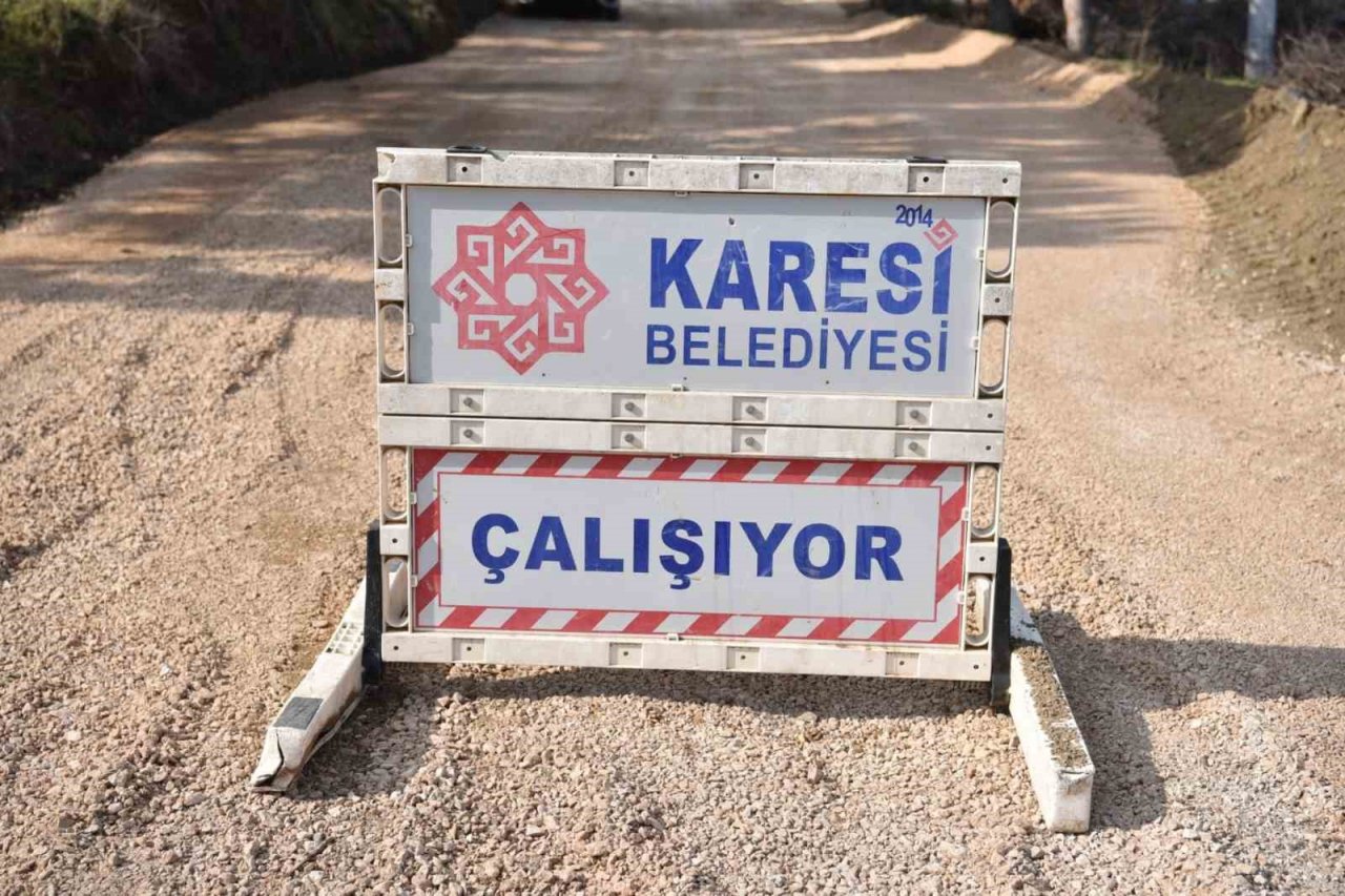 Karesi Belediyesi’nden 468 bin metrekare parke taşı