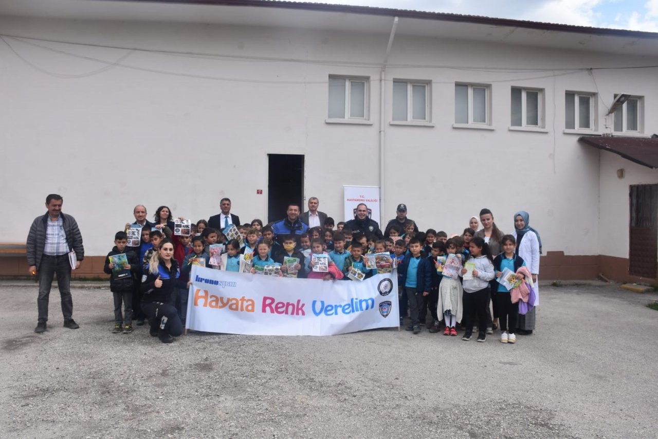 Polis ekiplerinden öğrencilere ’güvenlik kuralları’ eğitimi