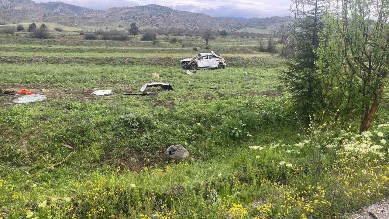 Metrelerce sürüklenen otomobilin camından fırlayan sürücü ağır yaralandı