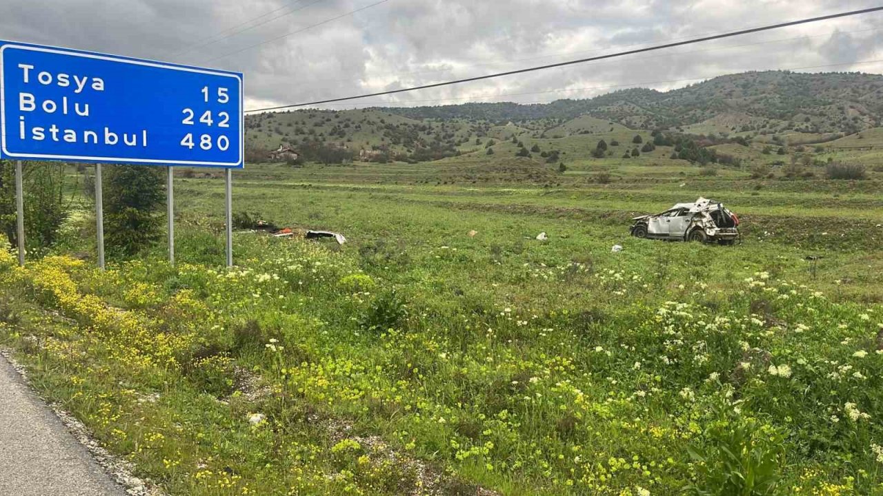 Metrelerce sürüklenen otomobilin camından fırlayan sürücü ağır yaralandı