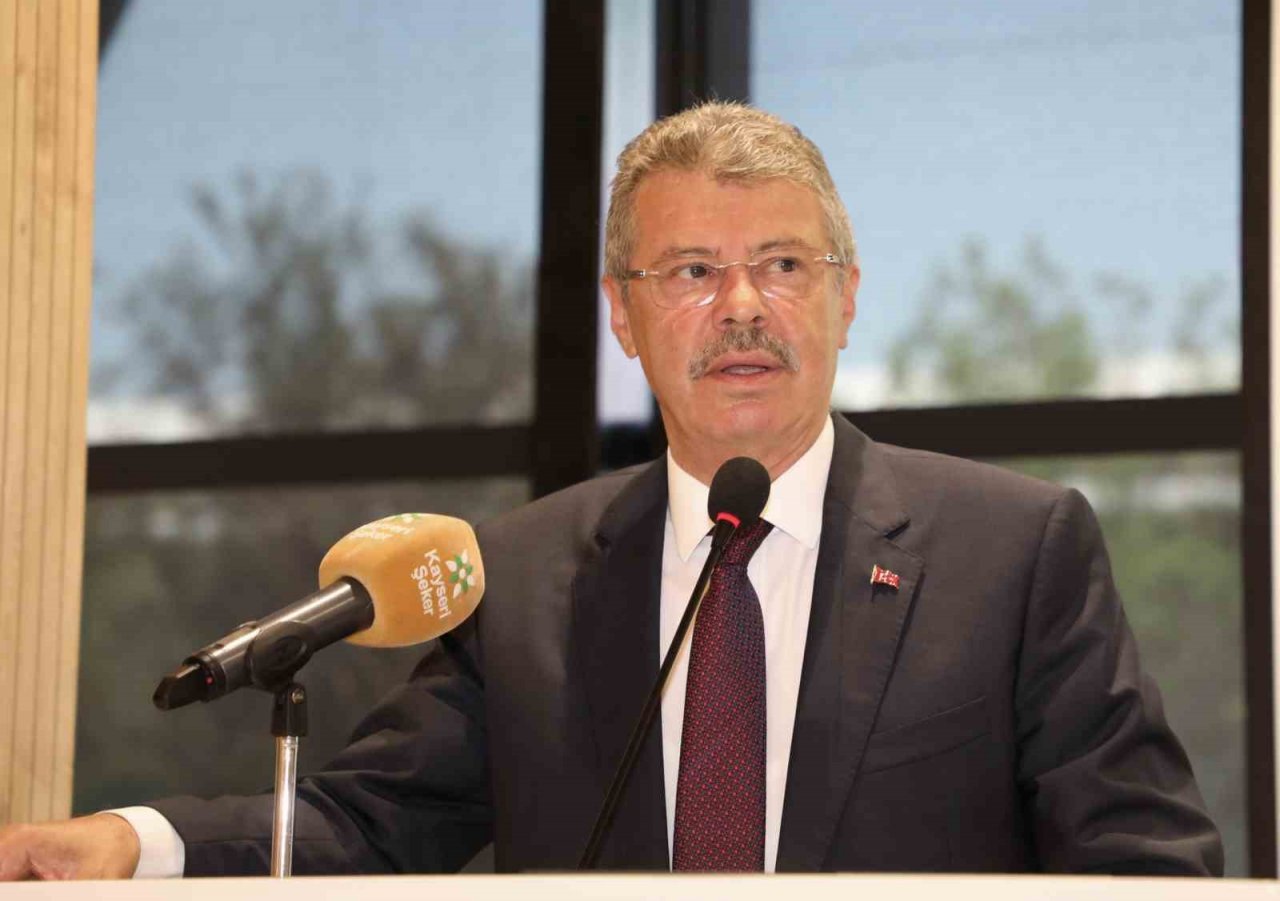 Kayseri Şeker’de muvakkat çalışan 335 personelin kadro alma mutluluğu