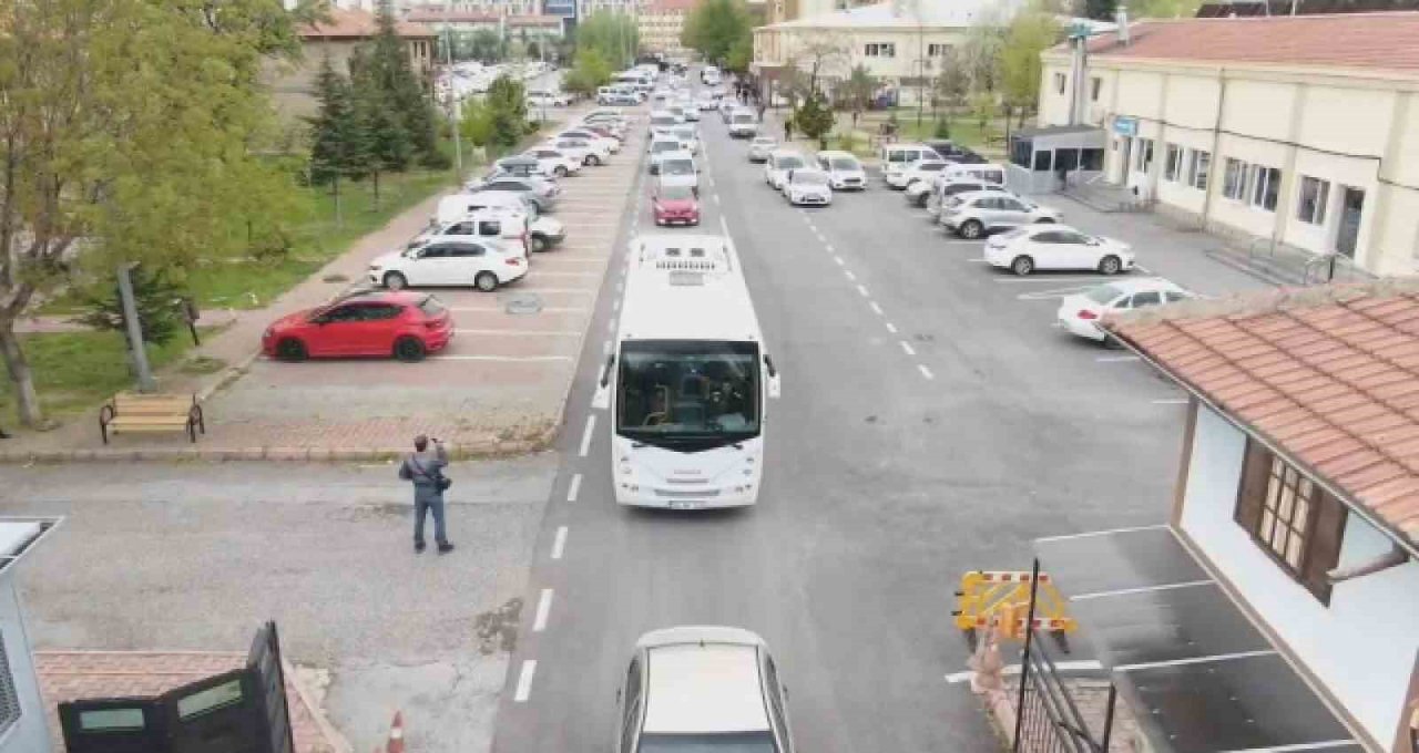 Özel Harekat destekli operasyonda hırsızlıktan aranan 4 kişi yakalandı