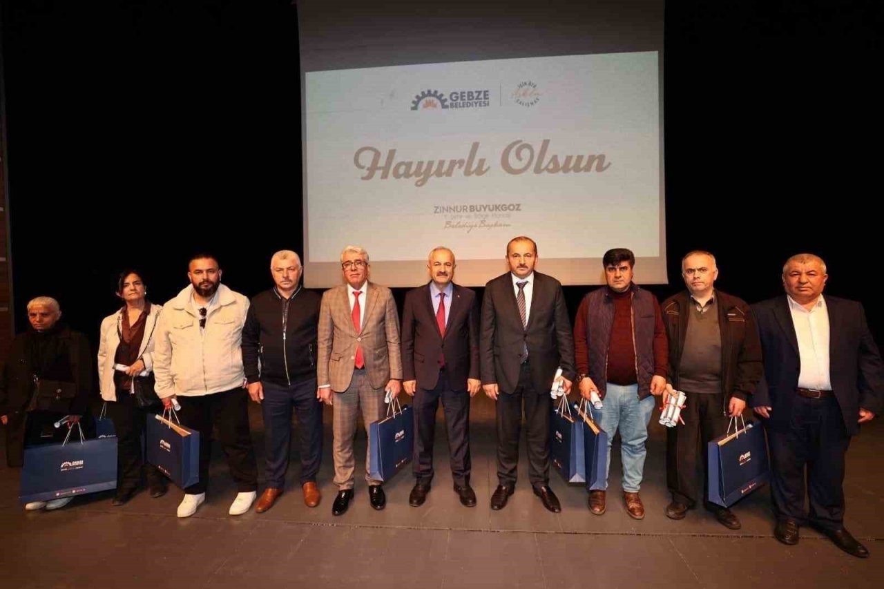 Balçık ve Pelitli’de hak sahiplerine tapuları teslim edildi