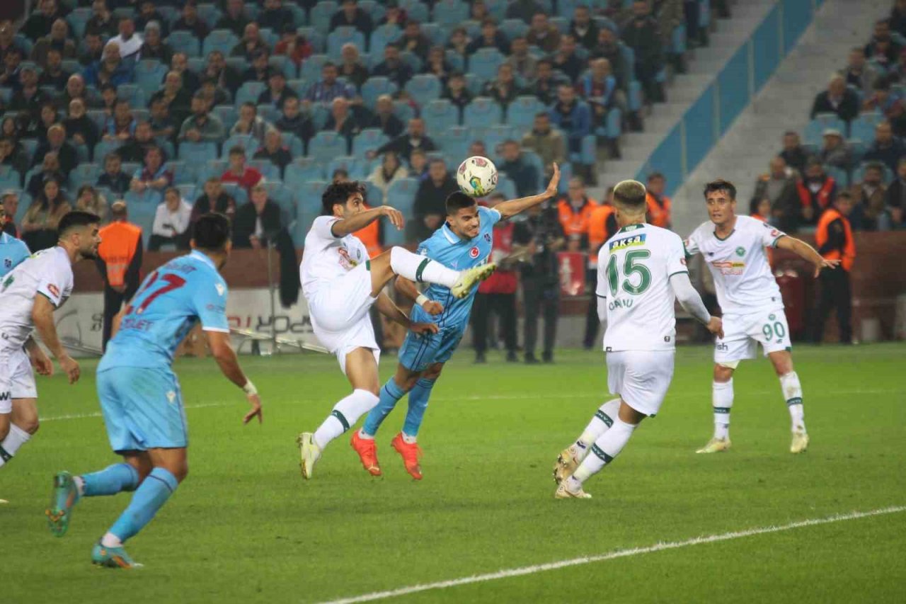 Konyaspor ile Trabzonspor 44. randevuda