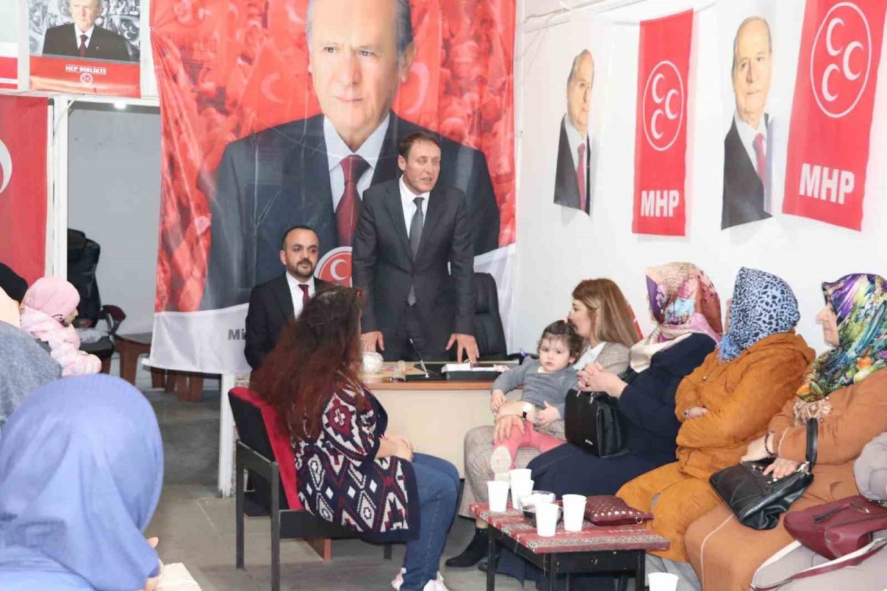 Prof. Dr. M. Hanifi Macit, baba ocağı Oltu’da seçim çalışması yaptı