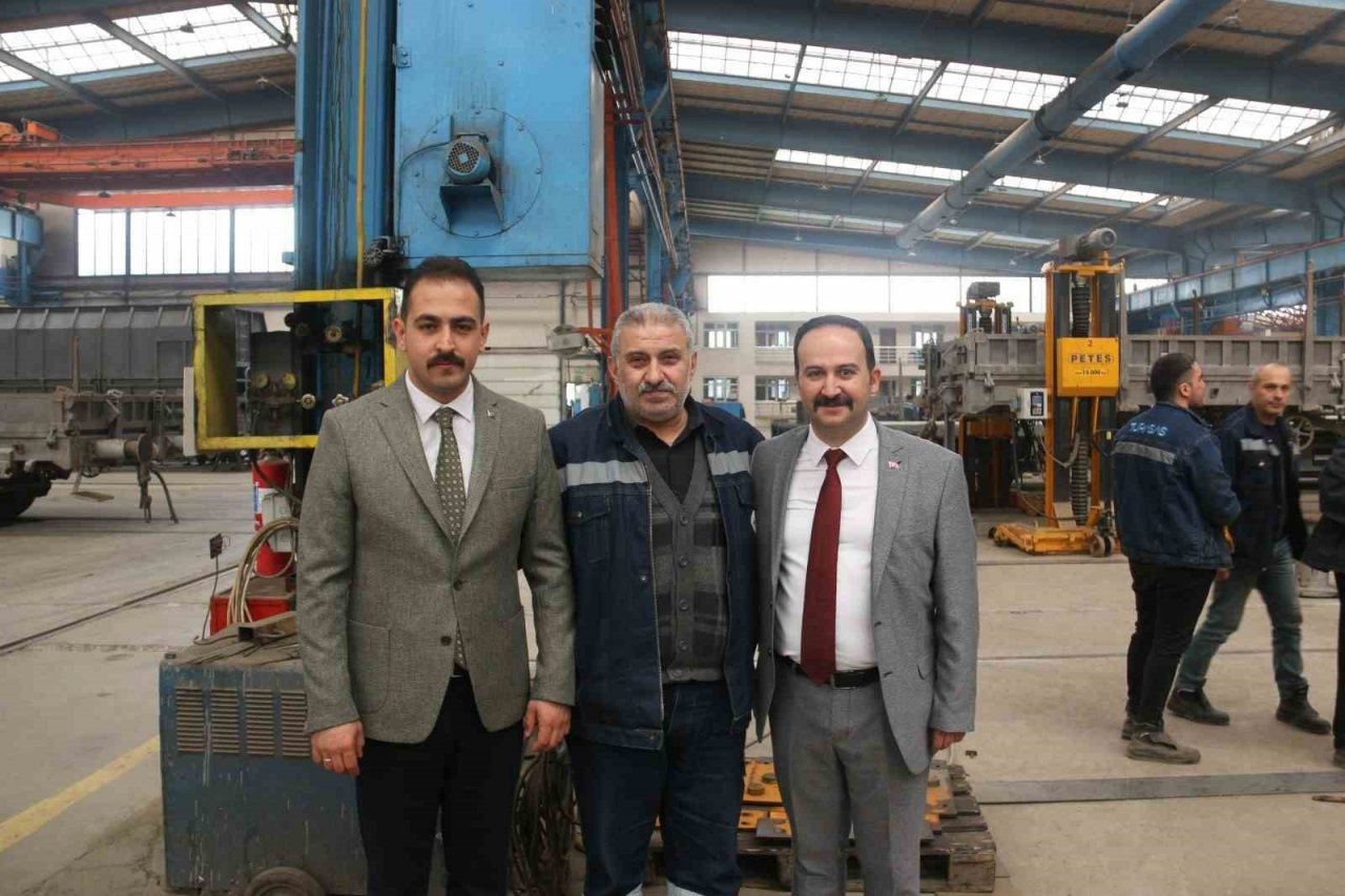 MHP Sivas milletvekili adayı İpek: "Şehrimizin tamamını 6. Bölge Teşvik çerçevesine aldırırsak işsizlik tamamen bitecek"