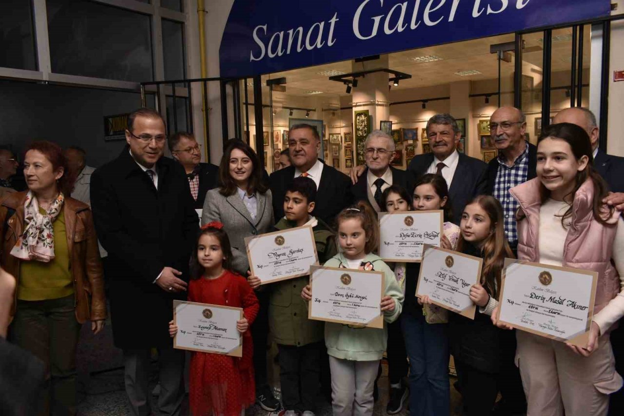 Geleneksel Sanatlar sergisi yalı sanat merkezi sanat galerinde açıldı