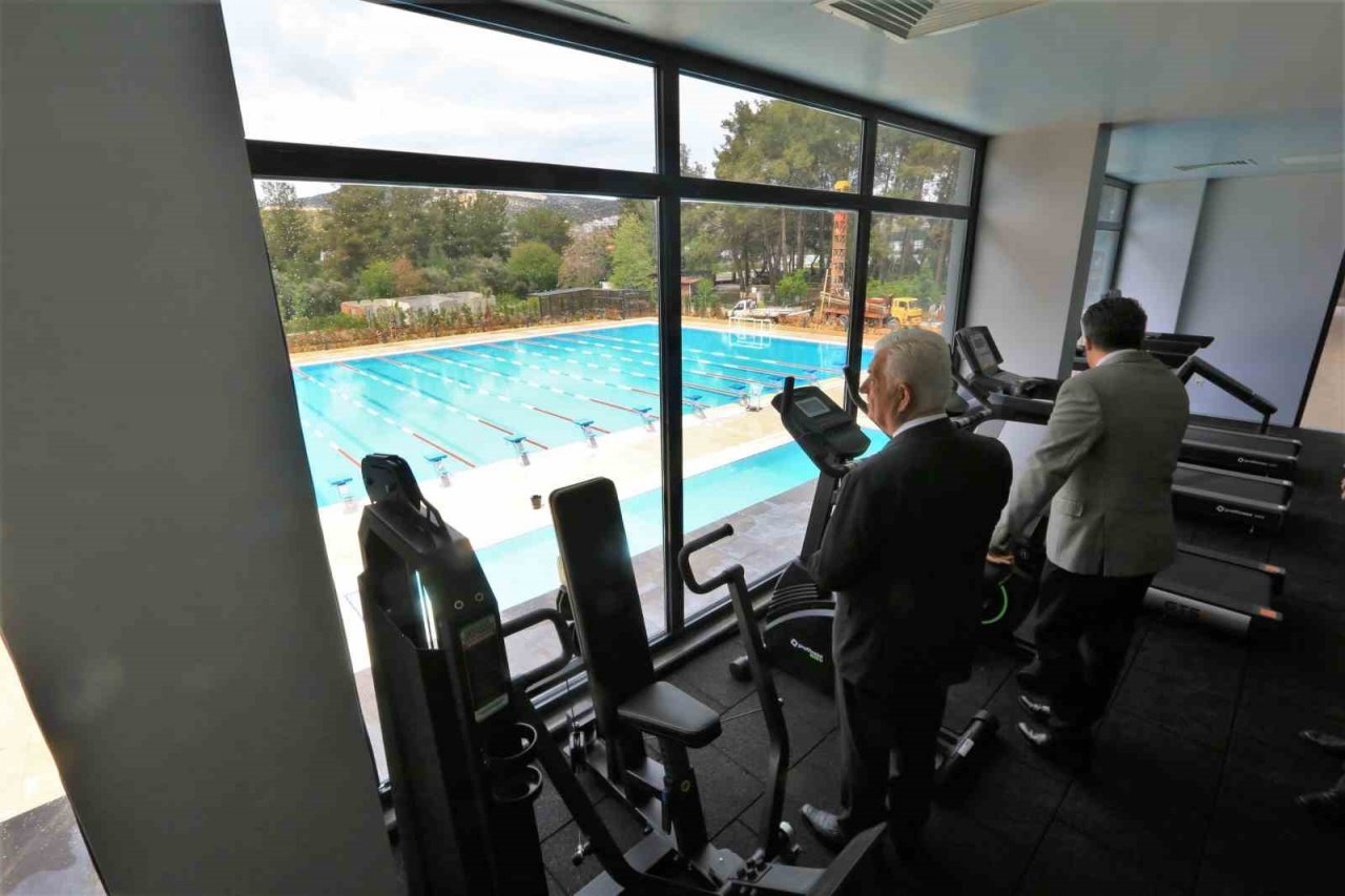 Büyükşehir Yatağan’da yüzme havuzu ve sosyal tesisleri açıyor