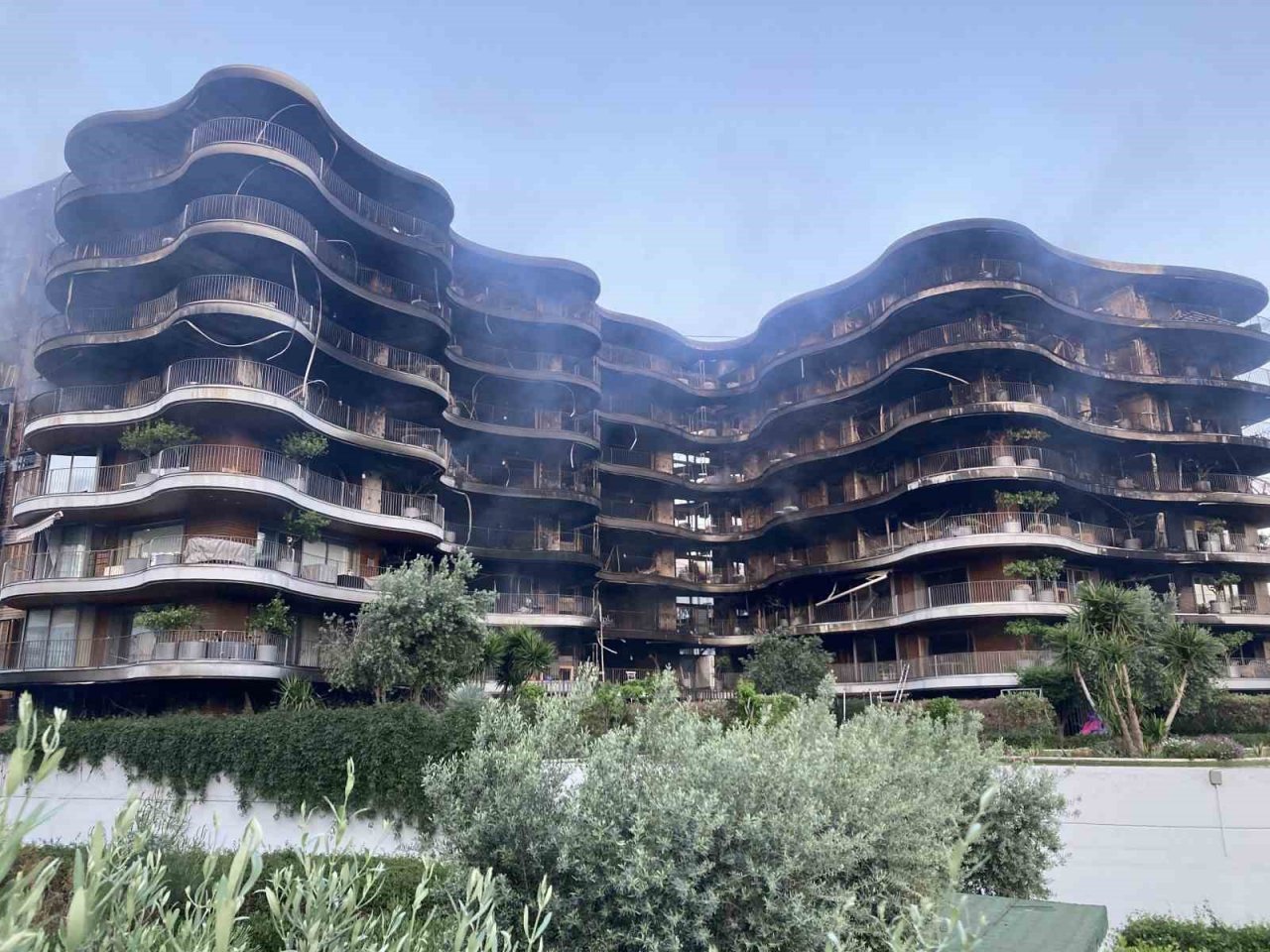 Narlıdere’deki yangınının acı yüzü gün aydınlanınca ortaya çıktı