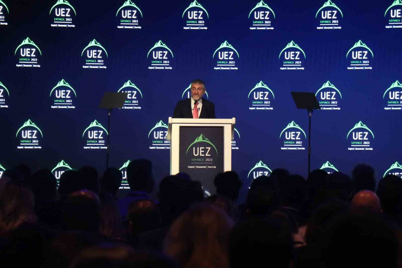 Bakan Nebati: "İhracatımız mart 2023 itibariyle yıllık 255,7 milyar dolara ulaştı"