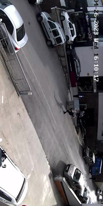 Olası bir facianın önüne geçmek için böyle mücadele verdi