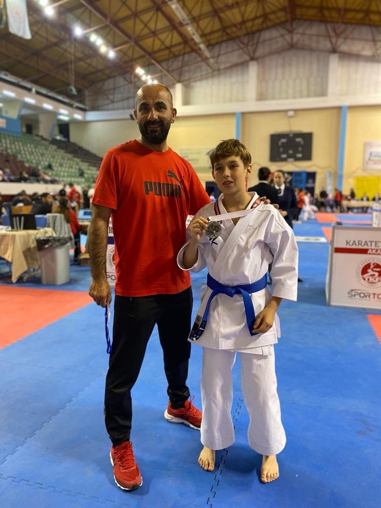 Çocuklar Karate Şampiyonası’nda Danyal Tufan Baytan Türkiye ikincisi oldu