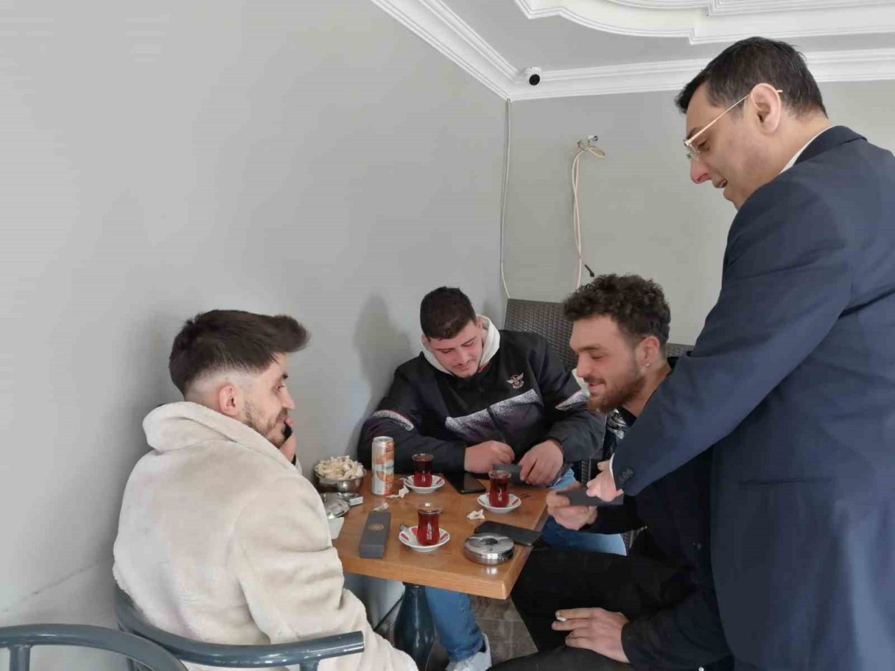 AK Parti Milletvekili adayı Bayram: “Vatandaşımızı bugüne kadar mahcup etmedik, bundan sonra de etmeyiz”