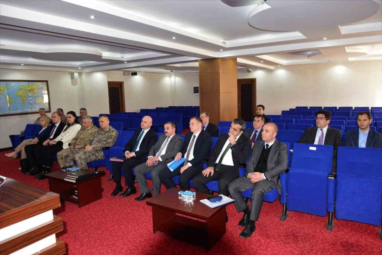 Ardahan’da seçim güvenliği toplantısı