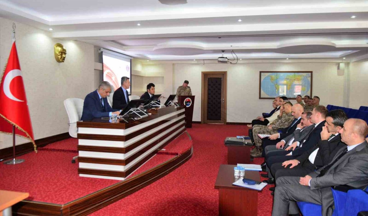 Ardahan’da seçim güvenliği toplantısı