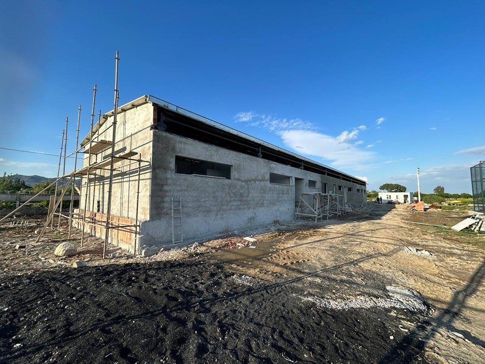 Kardeşköy spor tesisinde çalışmalar hız kesmiyor