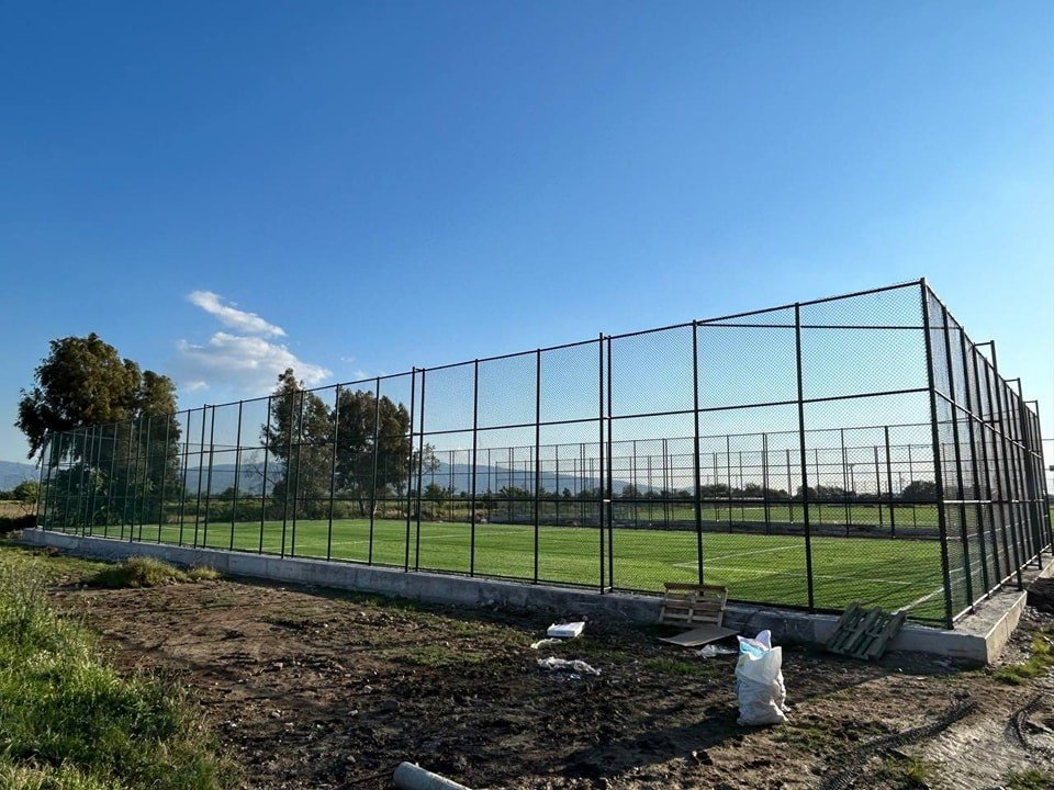 Kardeşköy spor tesisinde çalışmalar hız kesmiyor