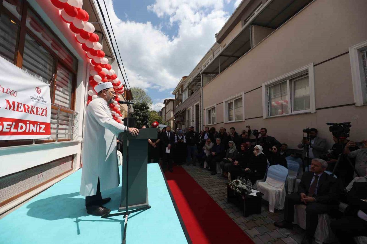 Diyanet İşleri Başkanı Erbaş: “Gençlerimizi daha iyi yetiştirmek için büyük bir gayretin içerisinde olacağız”