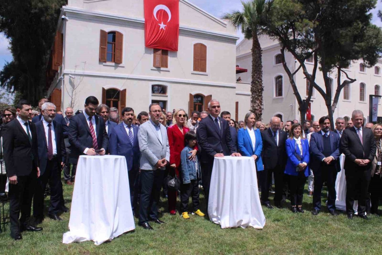 Tekel Fabrikası, İzmir Kültür Sanat Fabrikası’na dönüştü