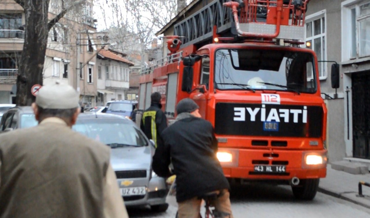 Tavşanlı’da yangın zannedilen duman ilaçlama çıktı