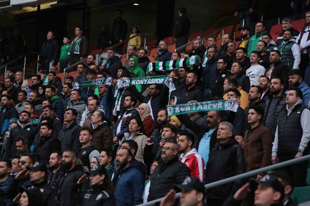 Konyaspor Trabzonspor'u da yendi ve yükselişini sürdürdü