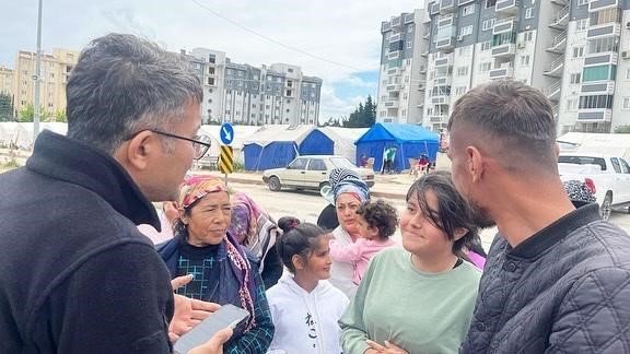 Koordinatör Vali Ali Çelik, depremzedelerin yanında; Hatay’daki çalışmaları bizzat denetledi