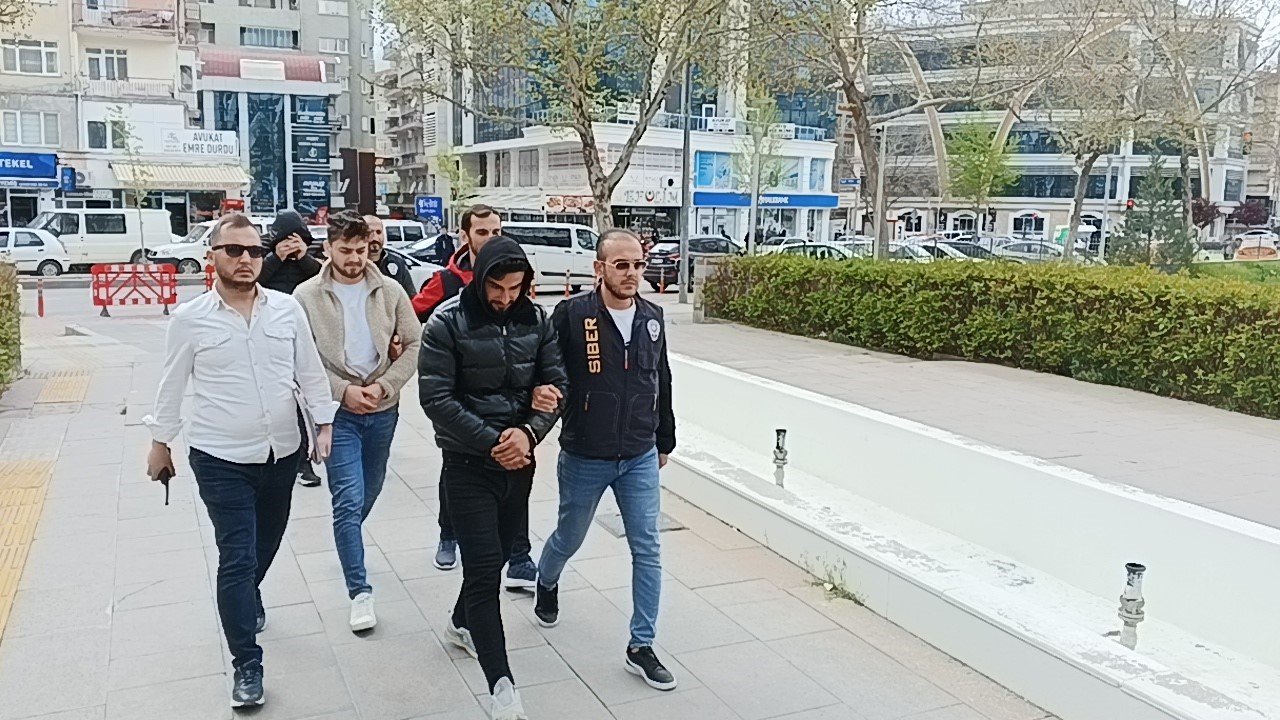 ’Garanti kupon’ vaadiyle vatandaşları dolandırdılar