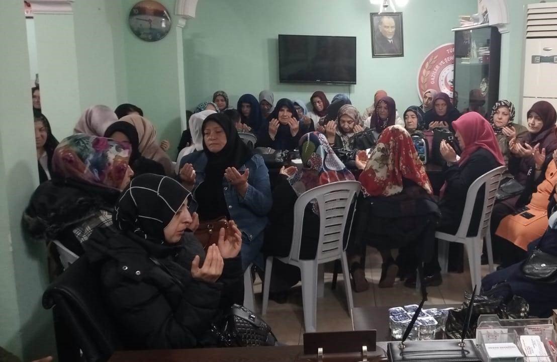 Samsun’da şehitler için mevlit programı