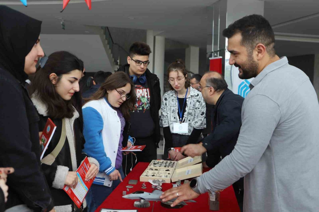 Yeni nesil devlet üniversitesi görücüye çıktı