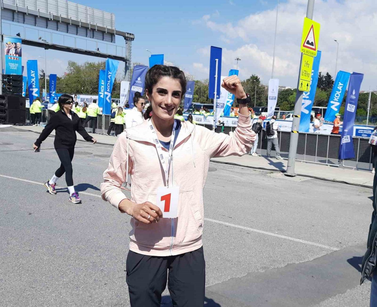 Depreme kampta yakalanan Yayla Gönen yarı maratonda birinci oldu
