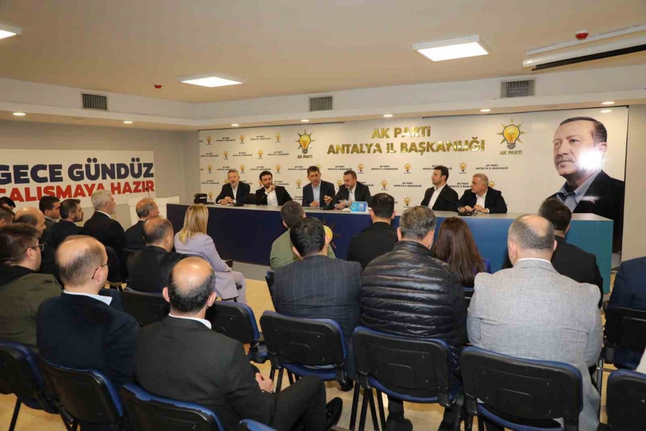 Akdeniz Bölgesi İl Başkanları Toplantısı Antalya’da yapıldı