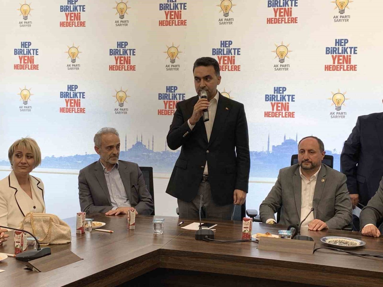 AK Parti Sarıyer İlçe Başkanı Kurşun: “Kandil’den talimat alanlar ile bir olamayız’ diyerek partimize katılıyorlar”