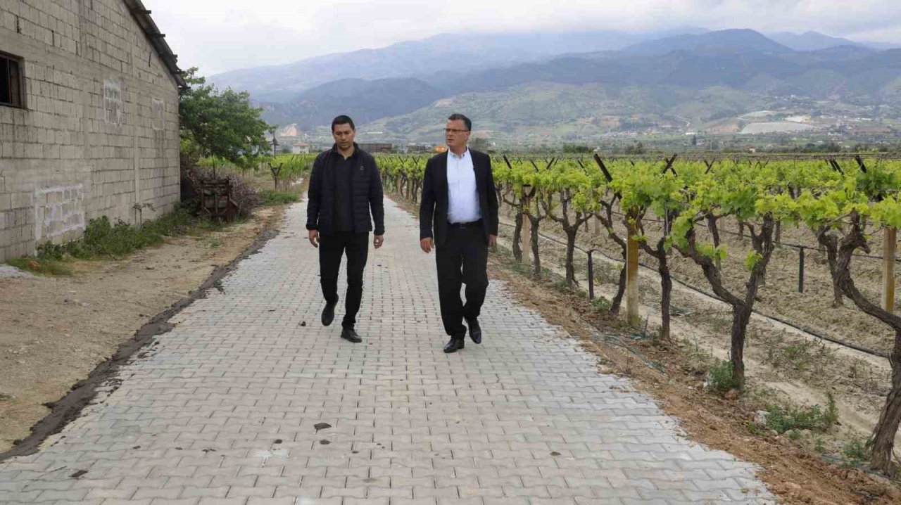 Alaşehir’de 500 bin metrekare kilit parke taşı döşendi