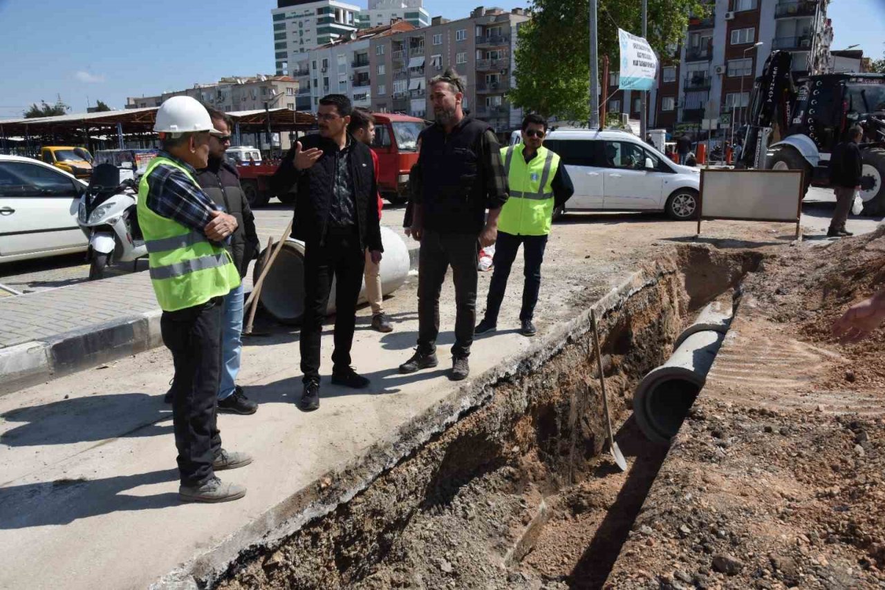 Avni Gemicioğlu Caddesinin 2. etap çalışmaları başladı