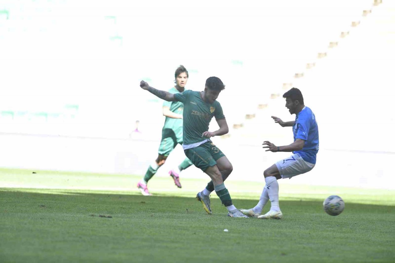 TFF 2. Lig: Bursaspor: 4 - Arnavutköy Belediyespor: 1