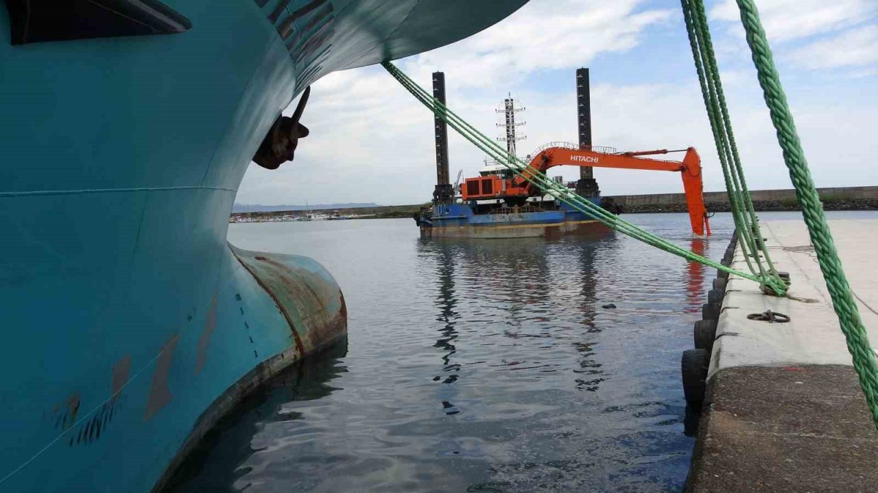 Balıkçı tekneleri limanlarına artık daha rahat girip çıkabilecek