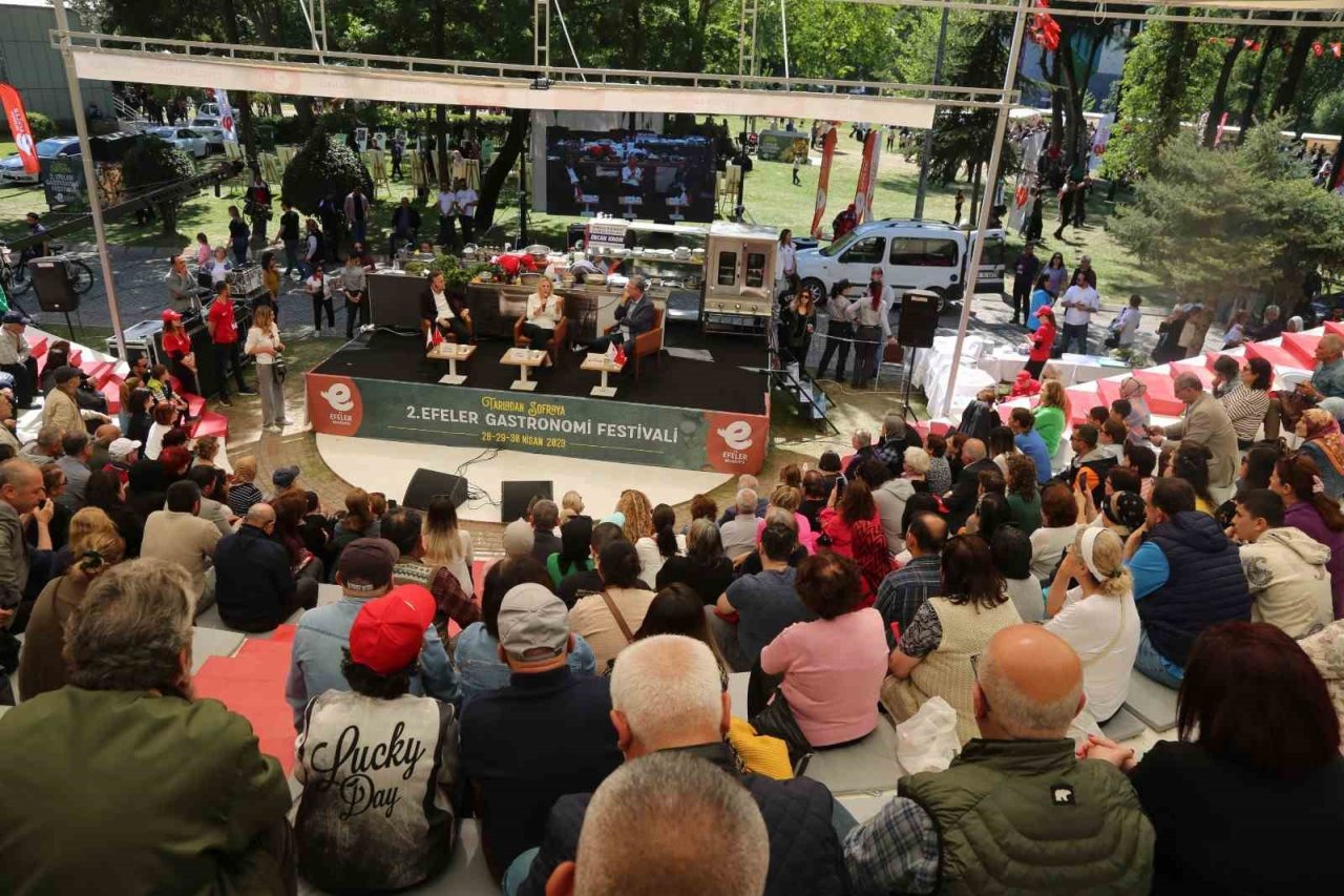 Efeler’de ’Münür Alikoç Gastronomi Festivali’ tamamlandı
