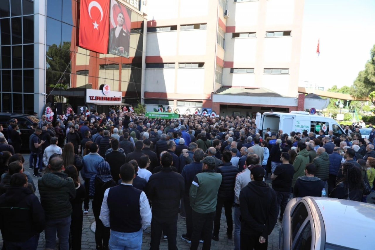 Efeler Belediyesi AliKoç’u son yolculuğuna uğurladı