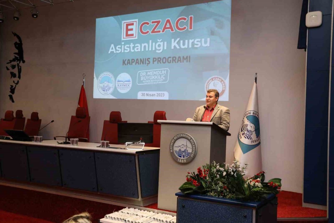 Eczacı Asistanlığı Kursu Tamamlandı