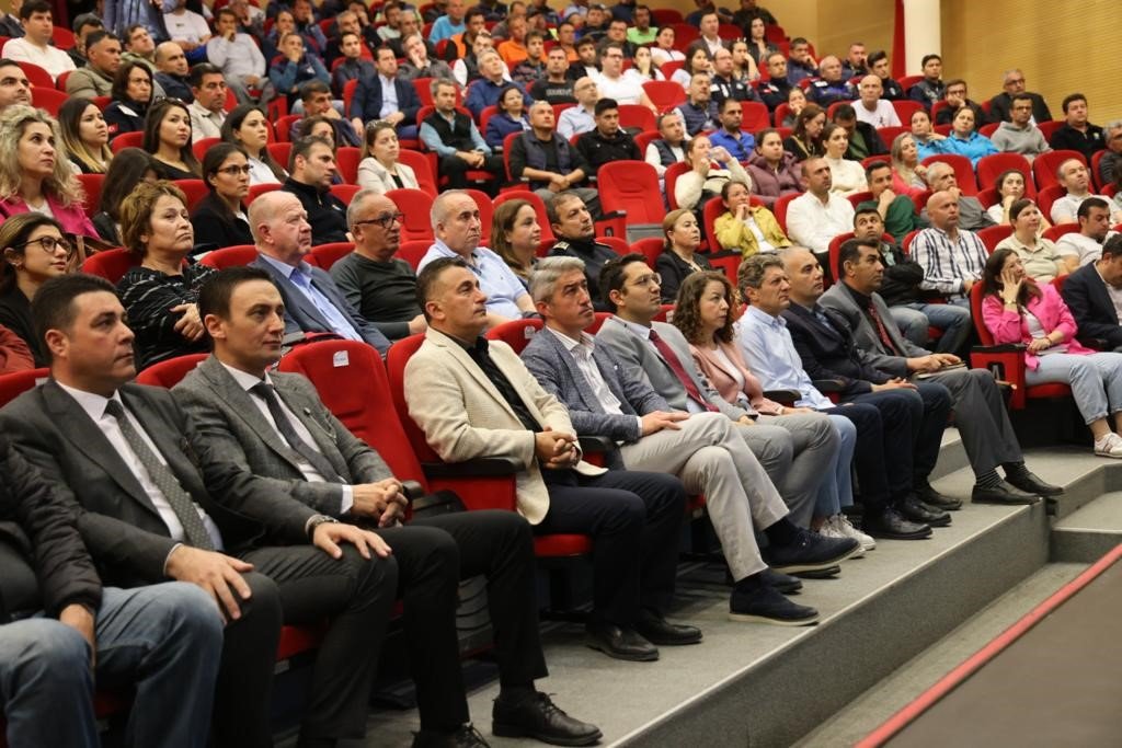 Başkan Oktay: "Biz büyük bir aileyiz"