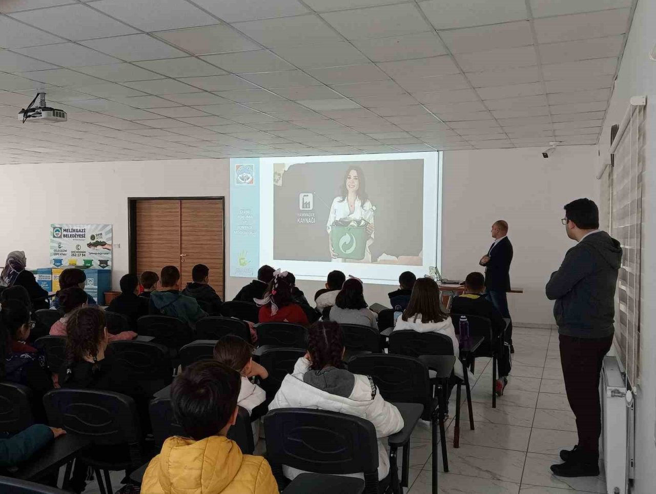 Melikgazi’de Öğrencilere Sıfır Atıkla İlgili Farkındalık Eğitimi