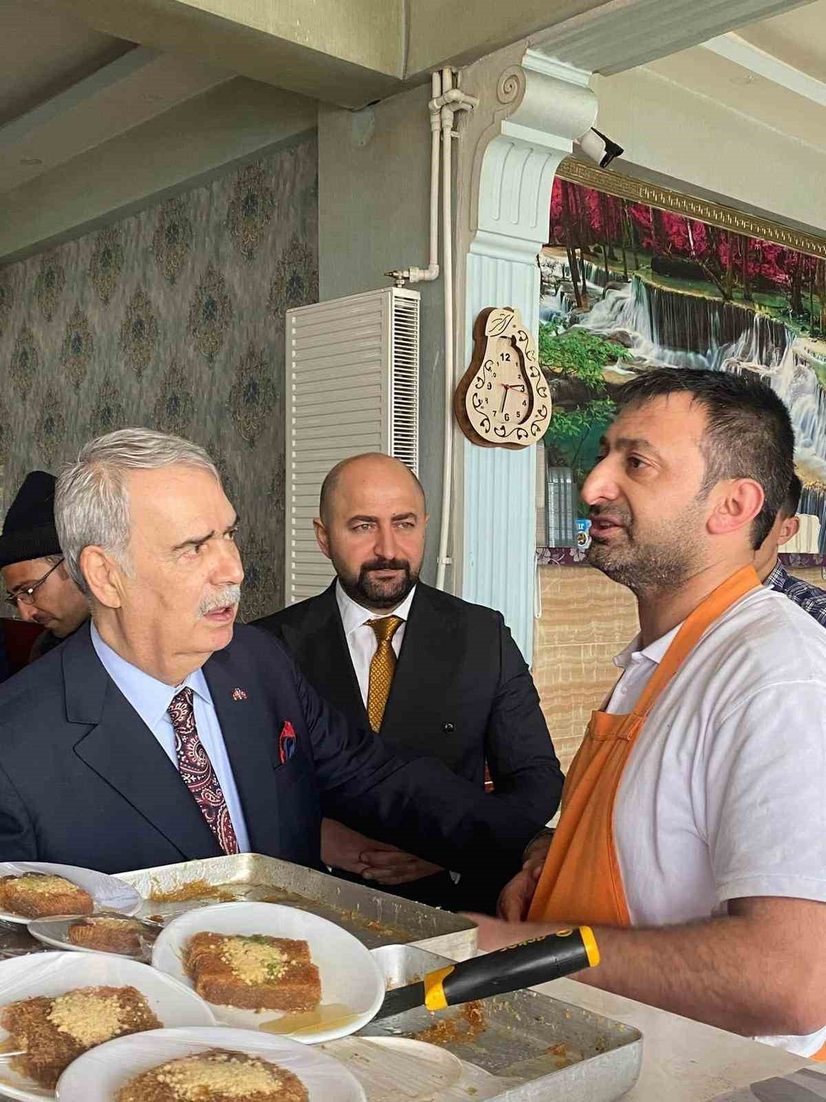 Pirimoğlu, Pasinler ve Palandöken’de seçim çalışması yaptı