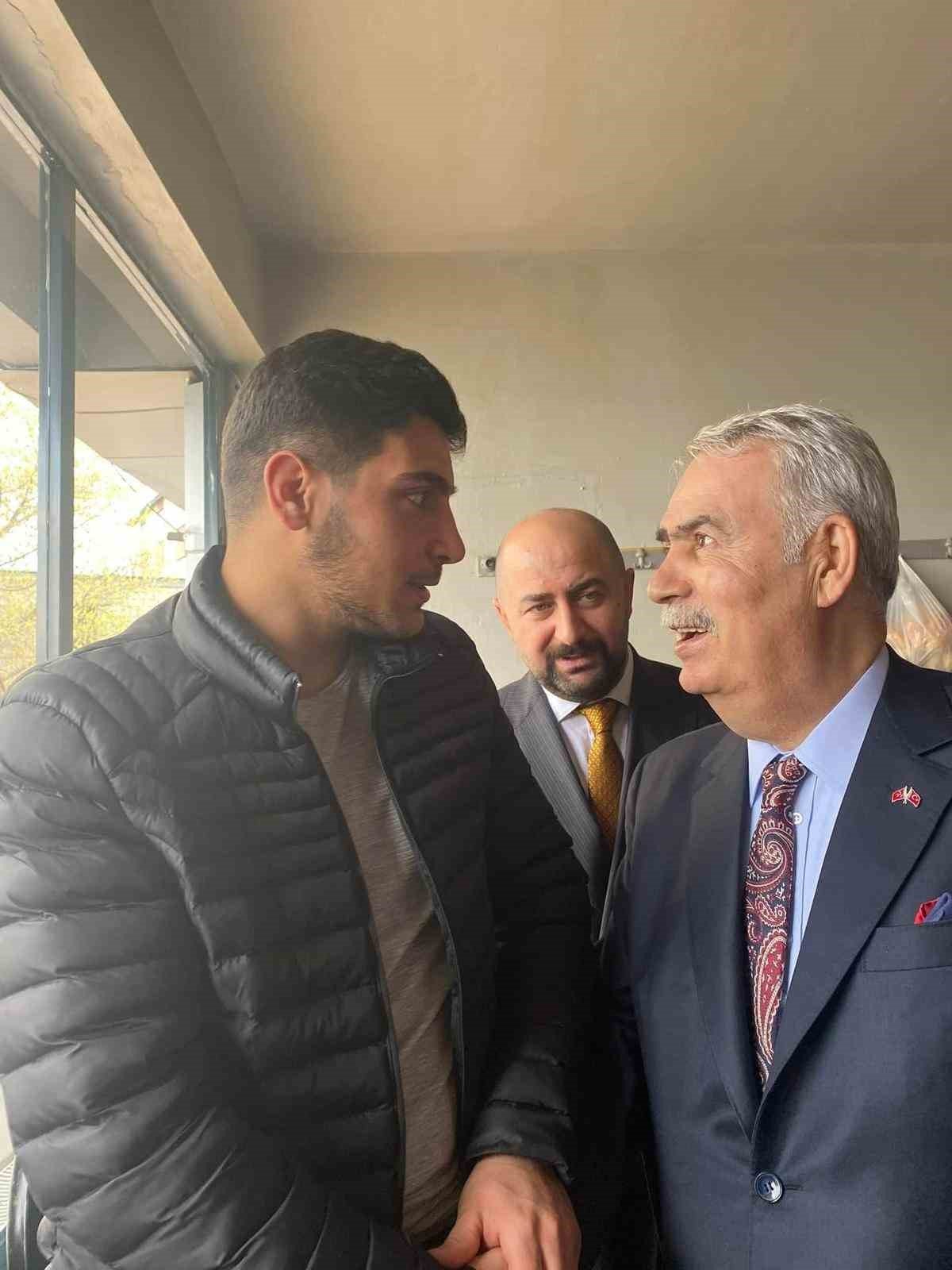Pirimoğlu, Pasinler ve Palandöken’de seçim çalışması yaptı