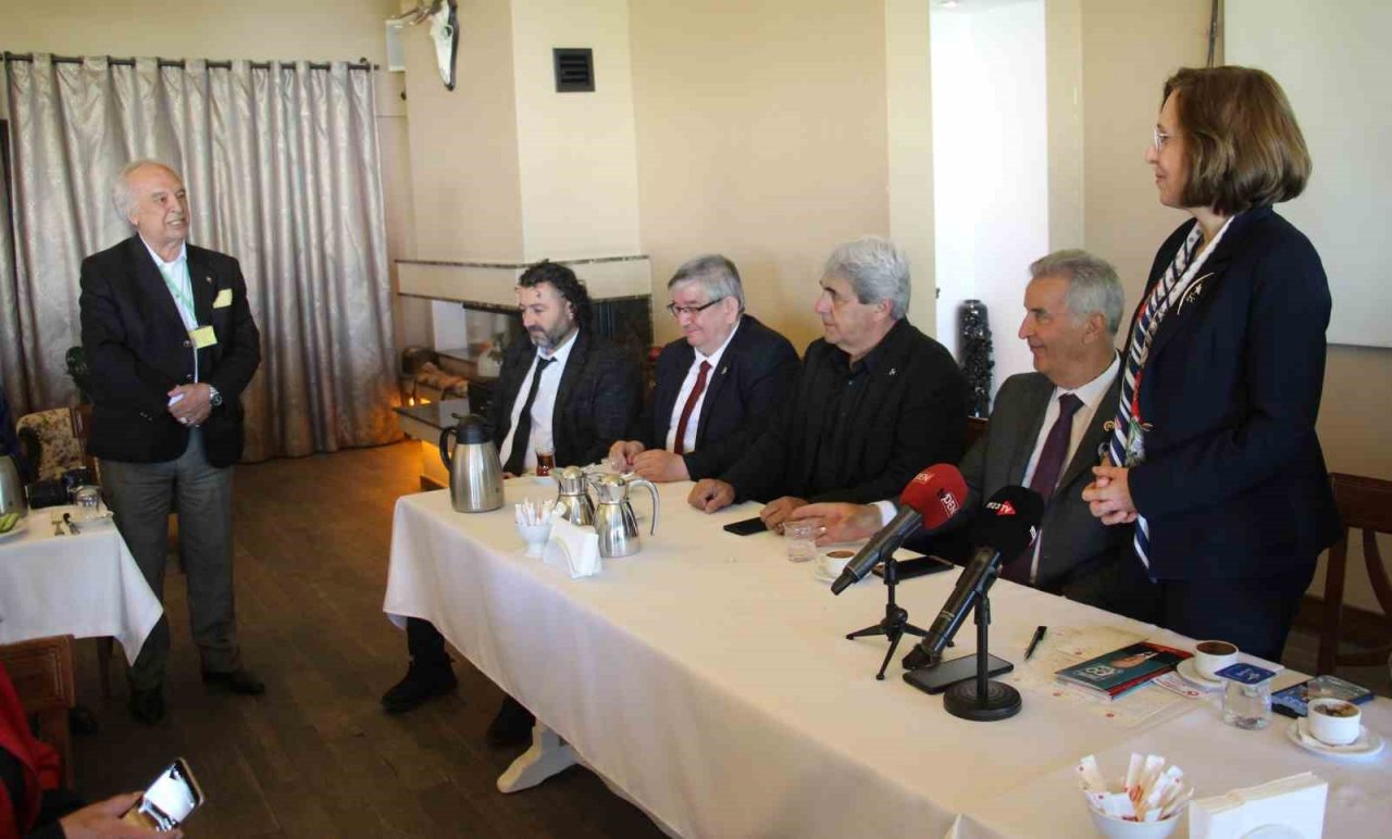 MHP’li vekil adayı Depboylu, seçime 2 hafta basınla bir araya geldi